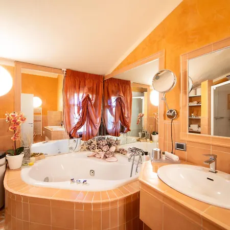 Il Guscio By Interhome Terranuova Bracciolini