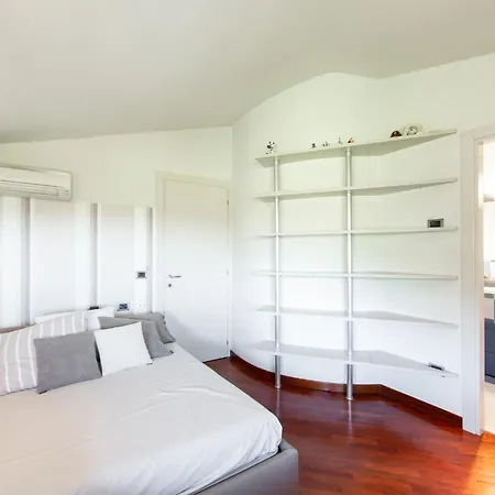 Villa Il Guscio By Interhome